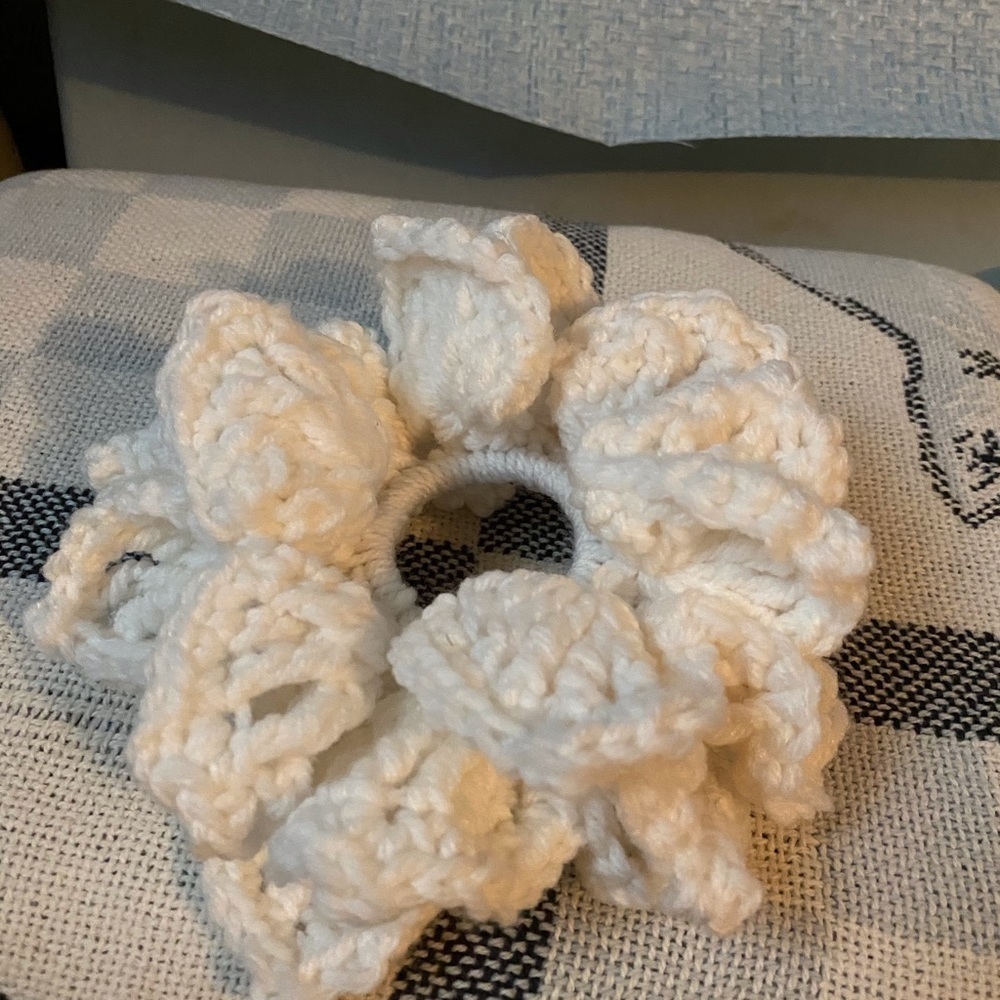 💝Wedding\Special Occassion Scrunchie 💫